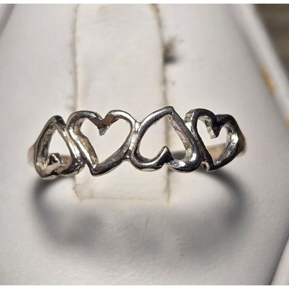Hearts vintage sterling silver ring sz 7